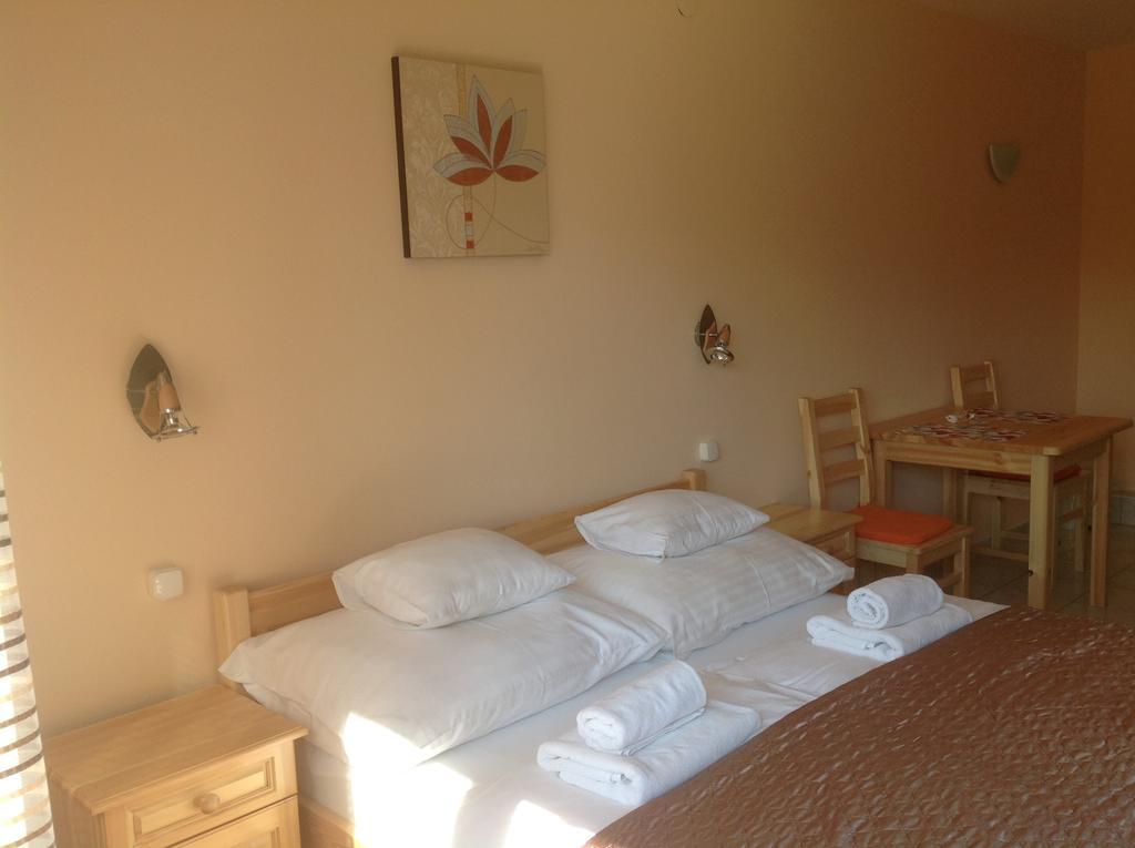 Attila Apartmanhaz Hotel Heviz Luaran gambar