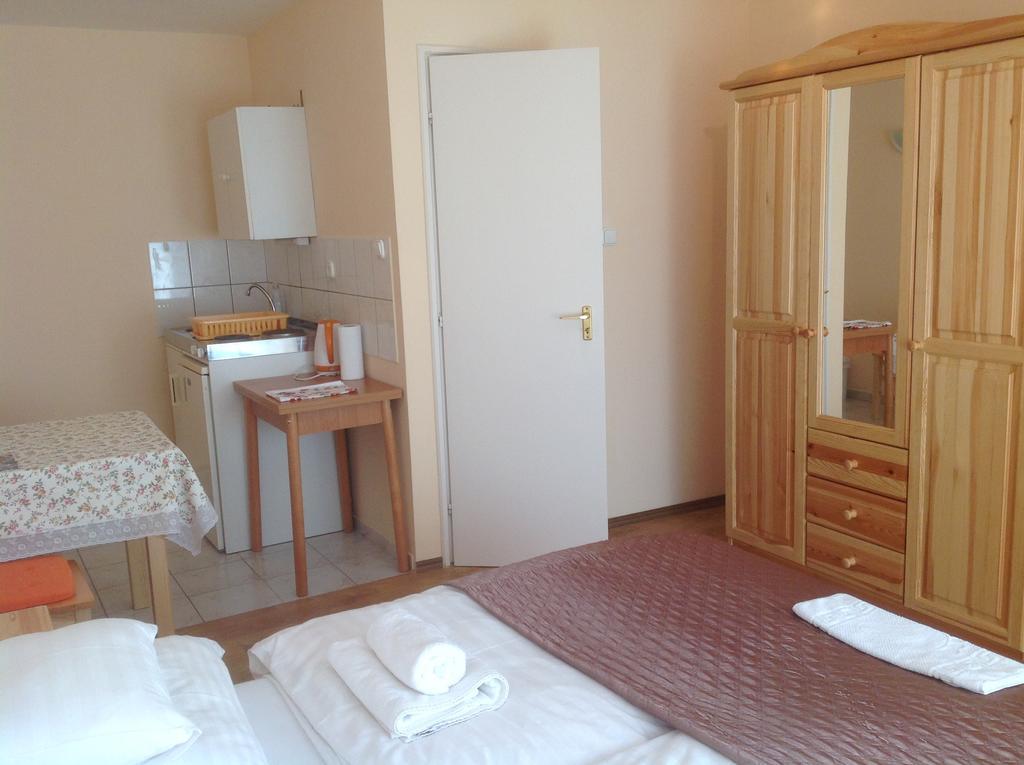 Attila Apartmanhaz Hotel Heviz Luaran gambar