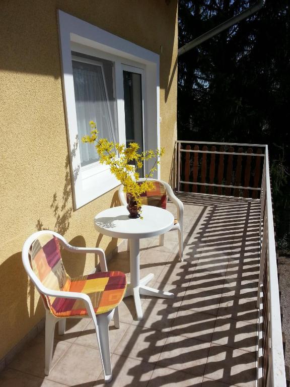Attila Apartmanhaz Hotel Heviz Bilik gambar